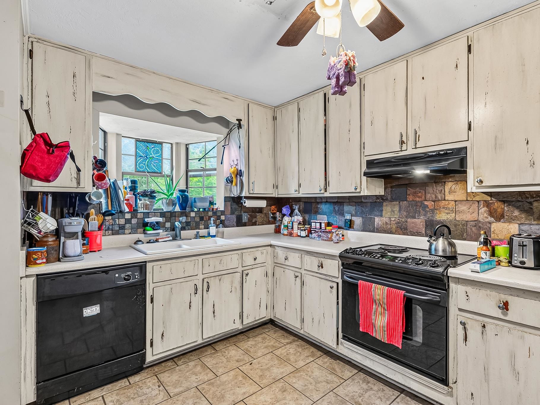 1301 Cross Creek Circle