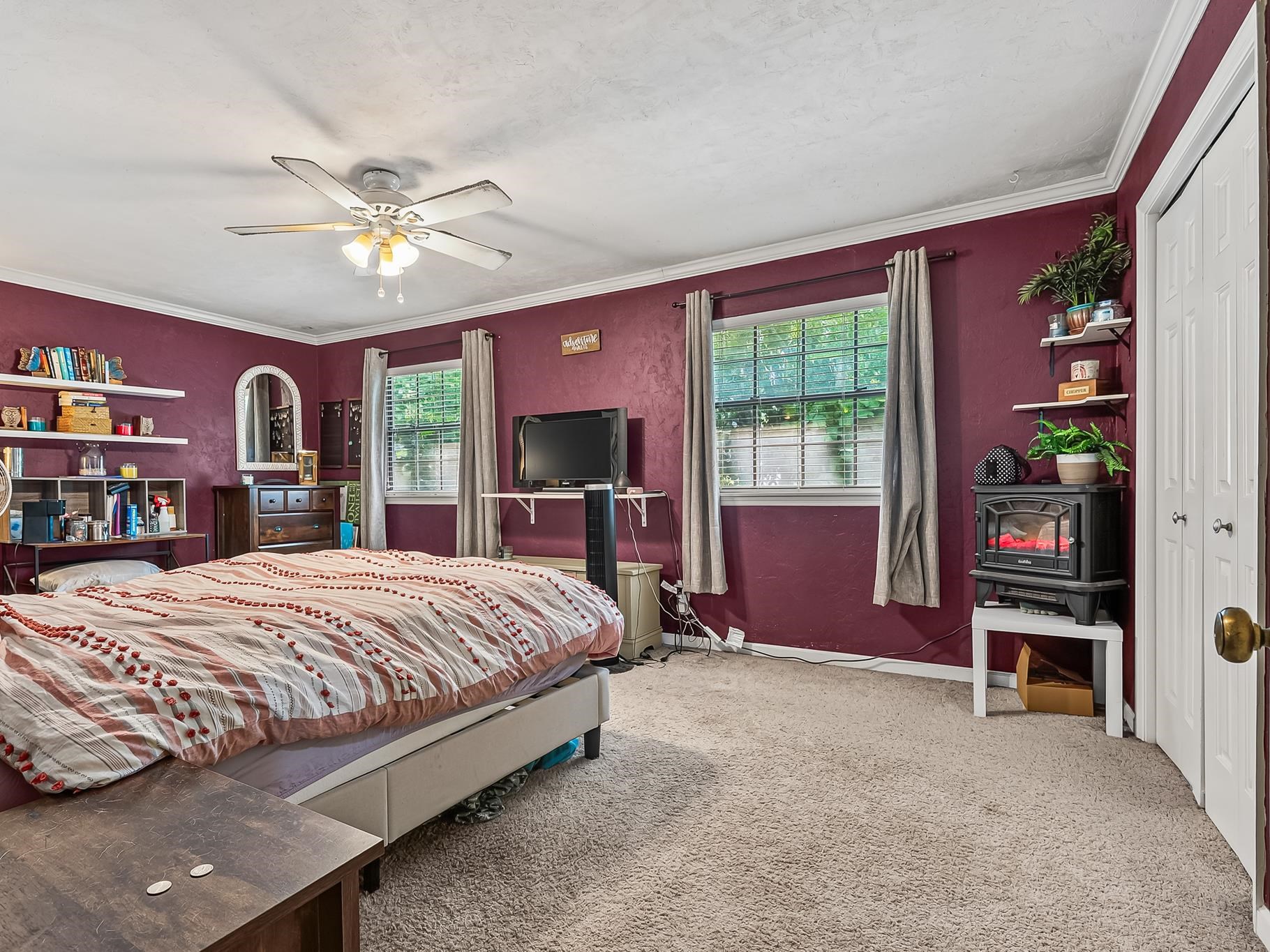 1301 Cross Creek Circle