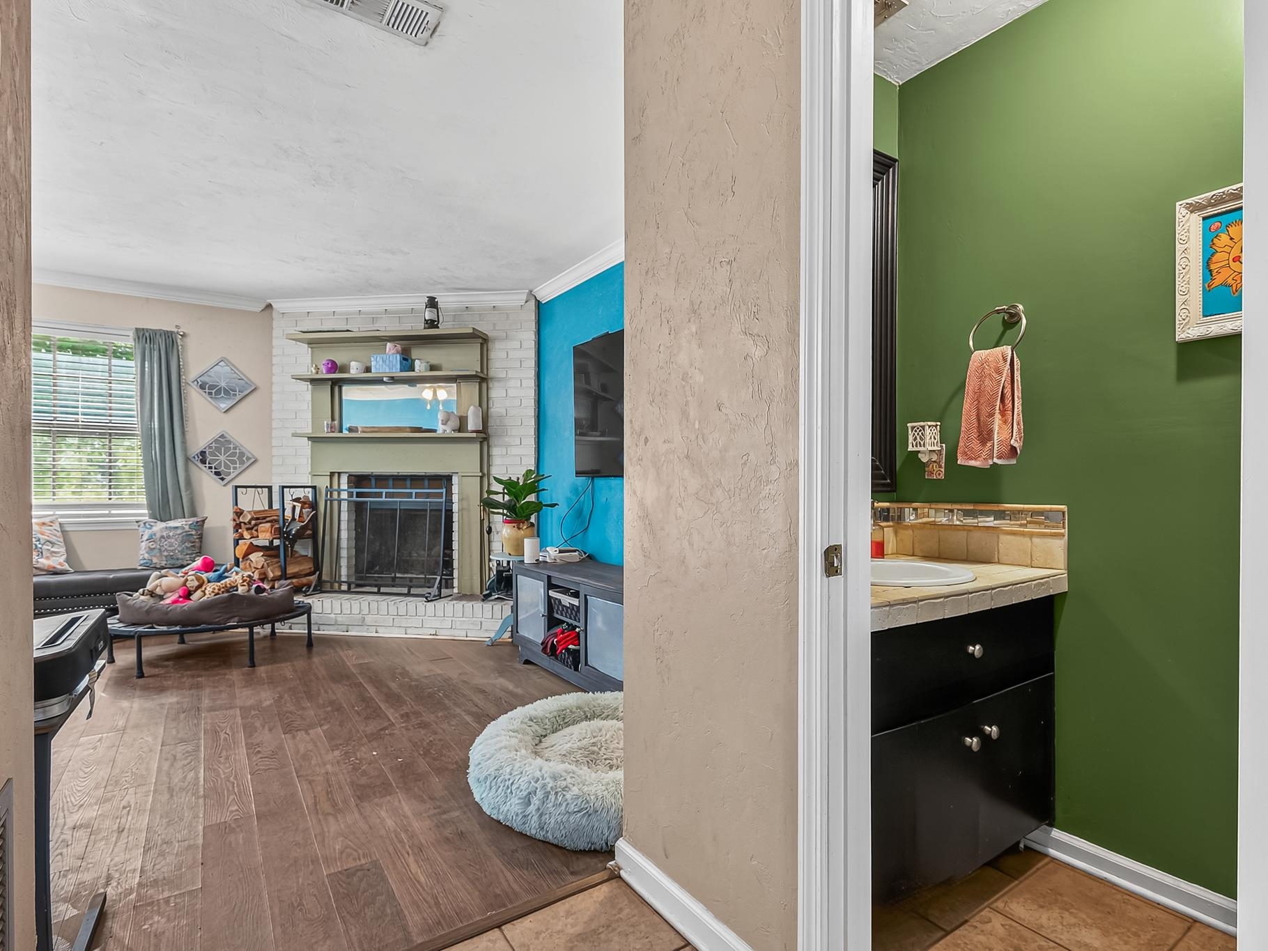 1301 Cross Creek Circle