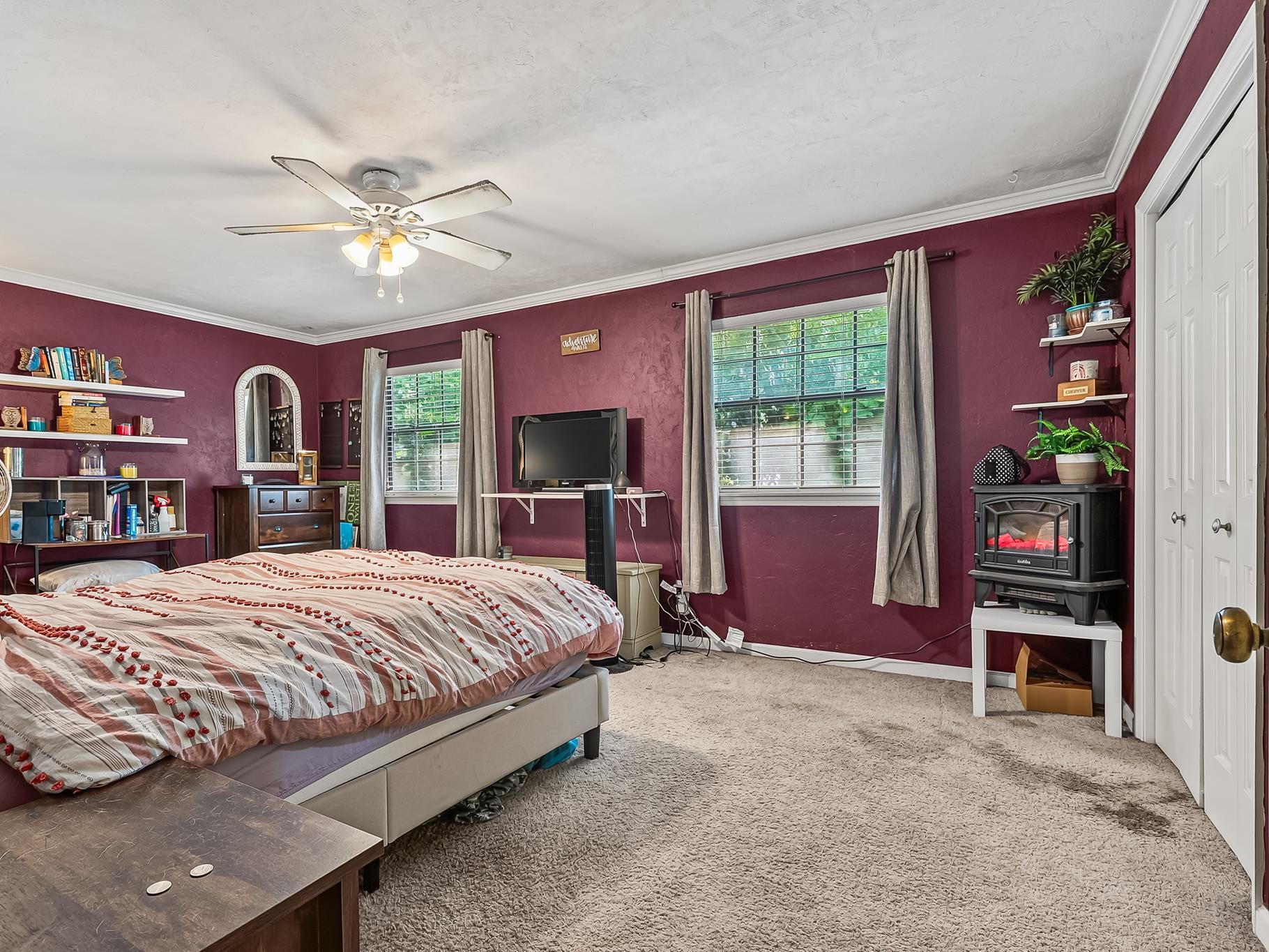 1301 Cross Creek Circle