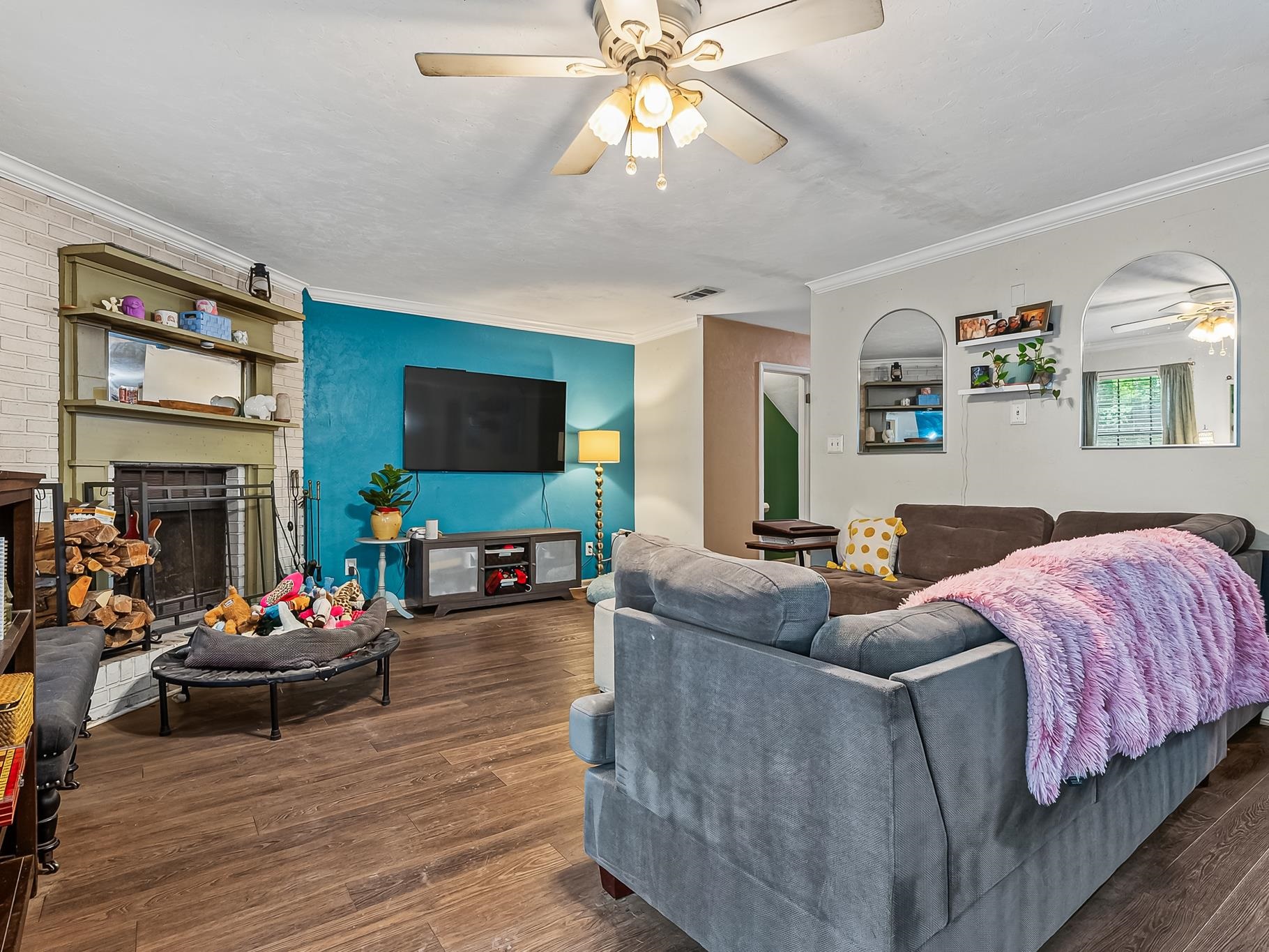 1301 Cross Creek Circle