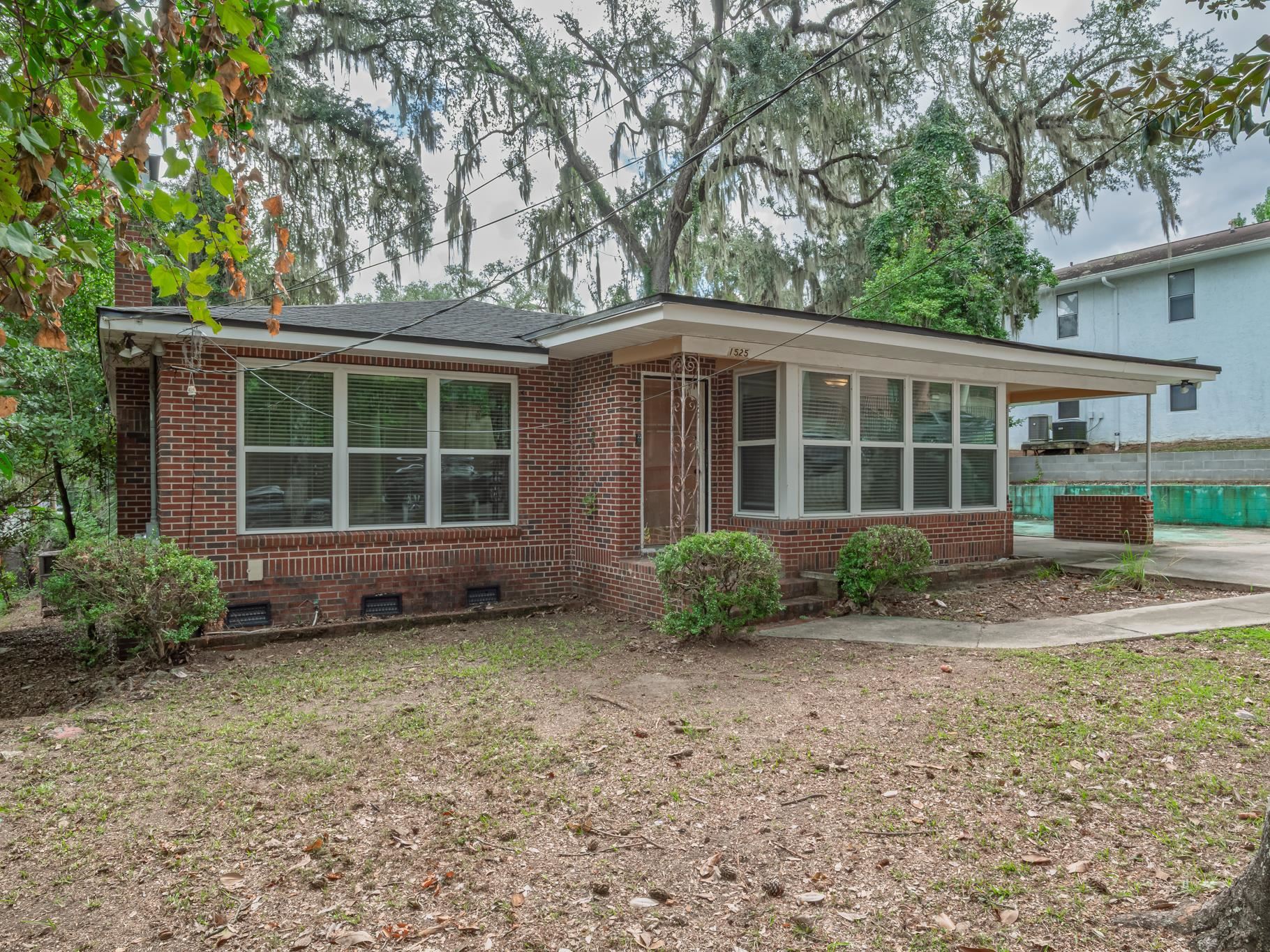 1525 S Carrie Pittman Meek Street