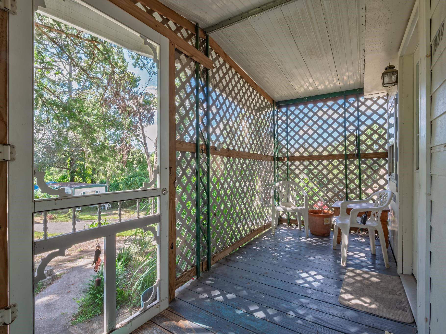 1809 DEERTREE Drive