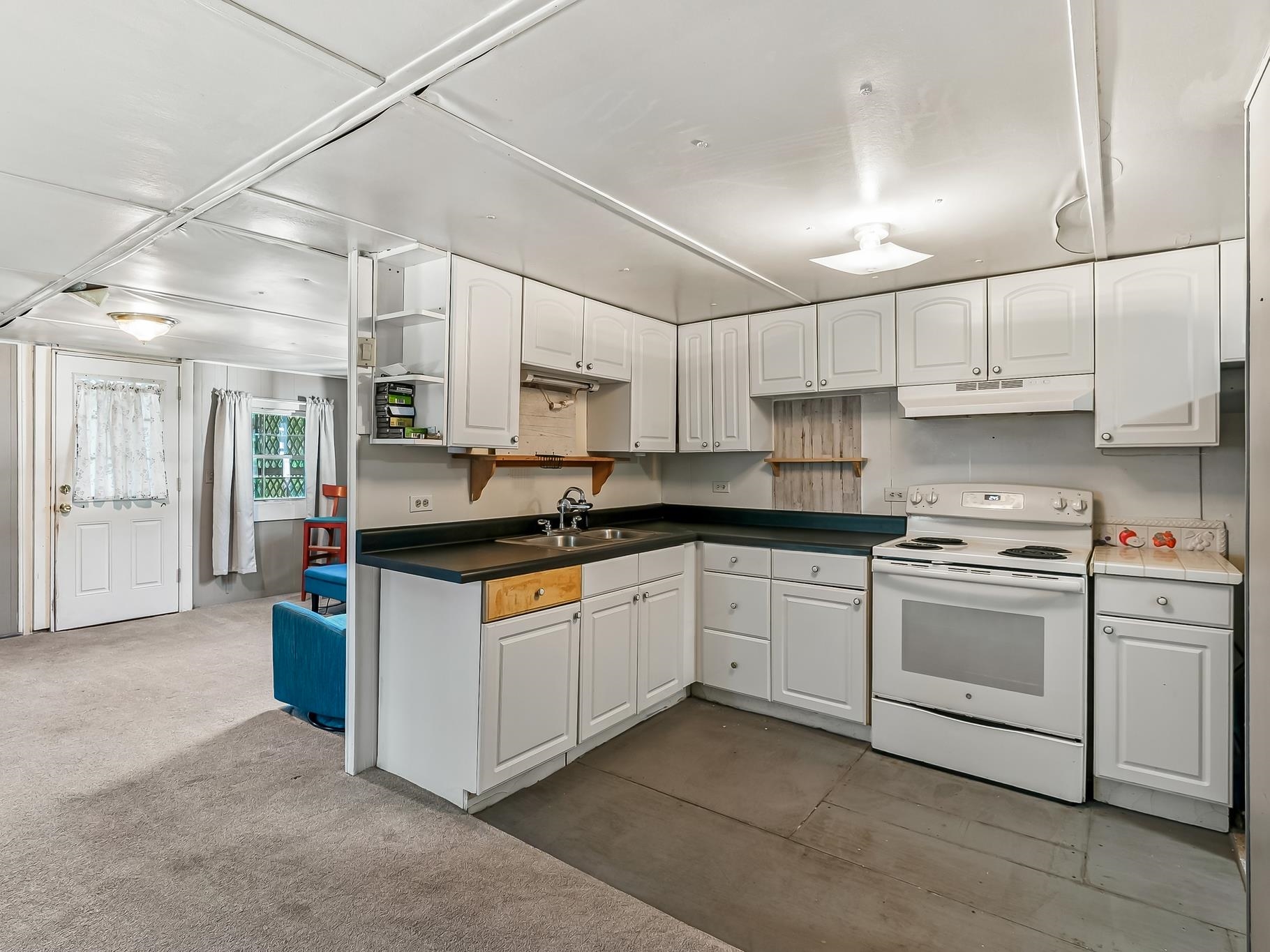 1809 DEERTREE Drive