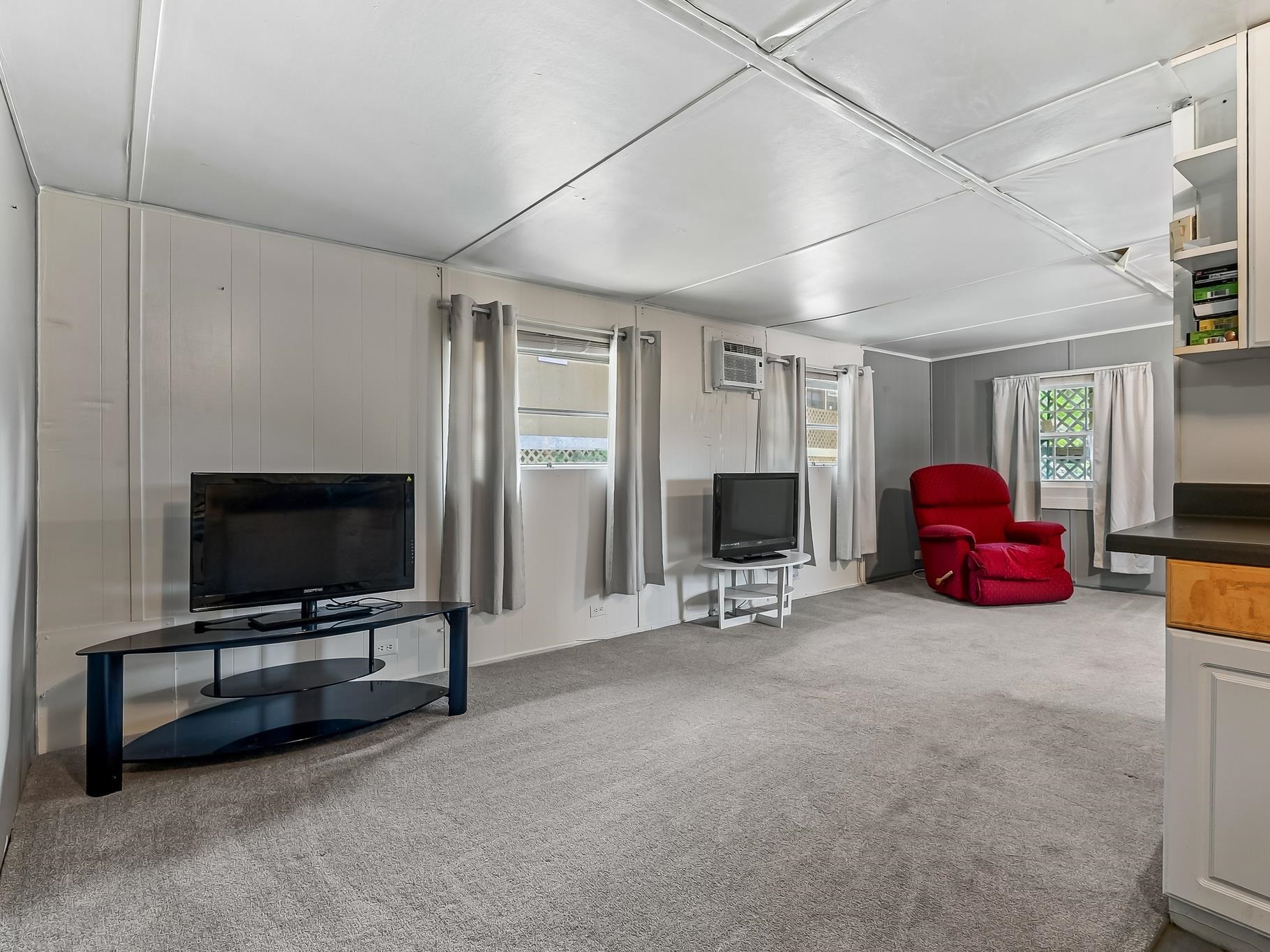 1809 DEERTREE Drive