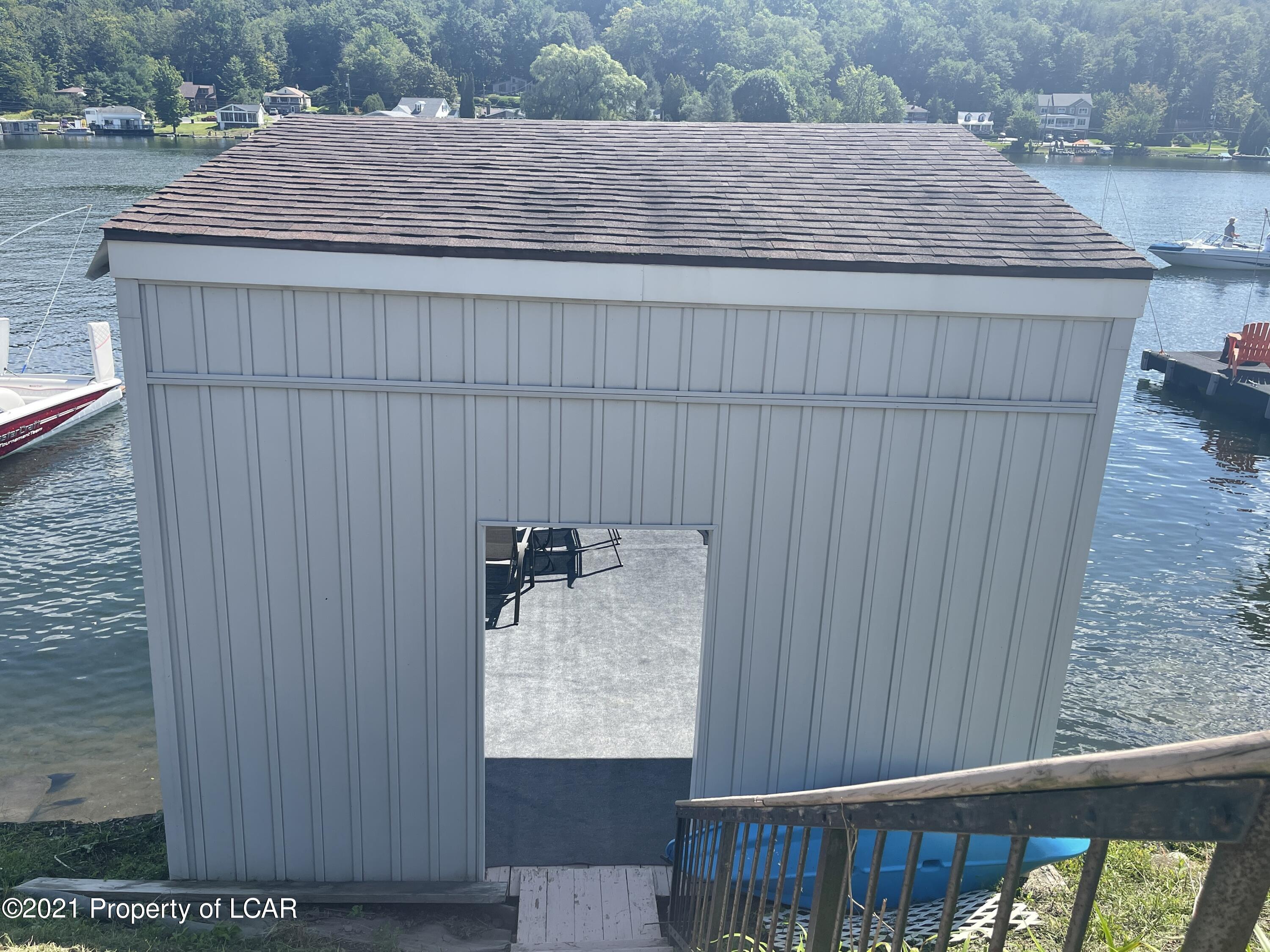 1255 Lakeside Drive