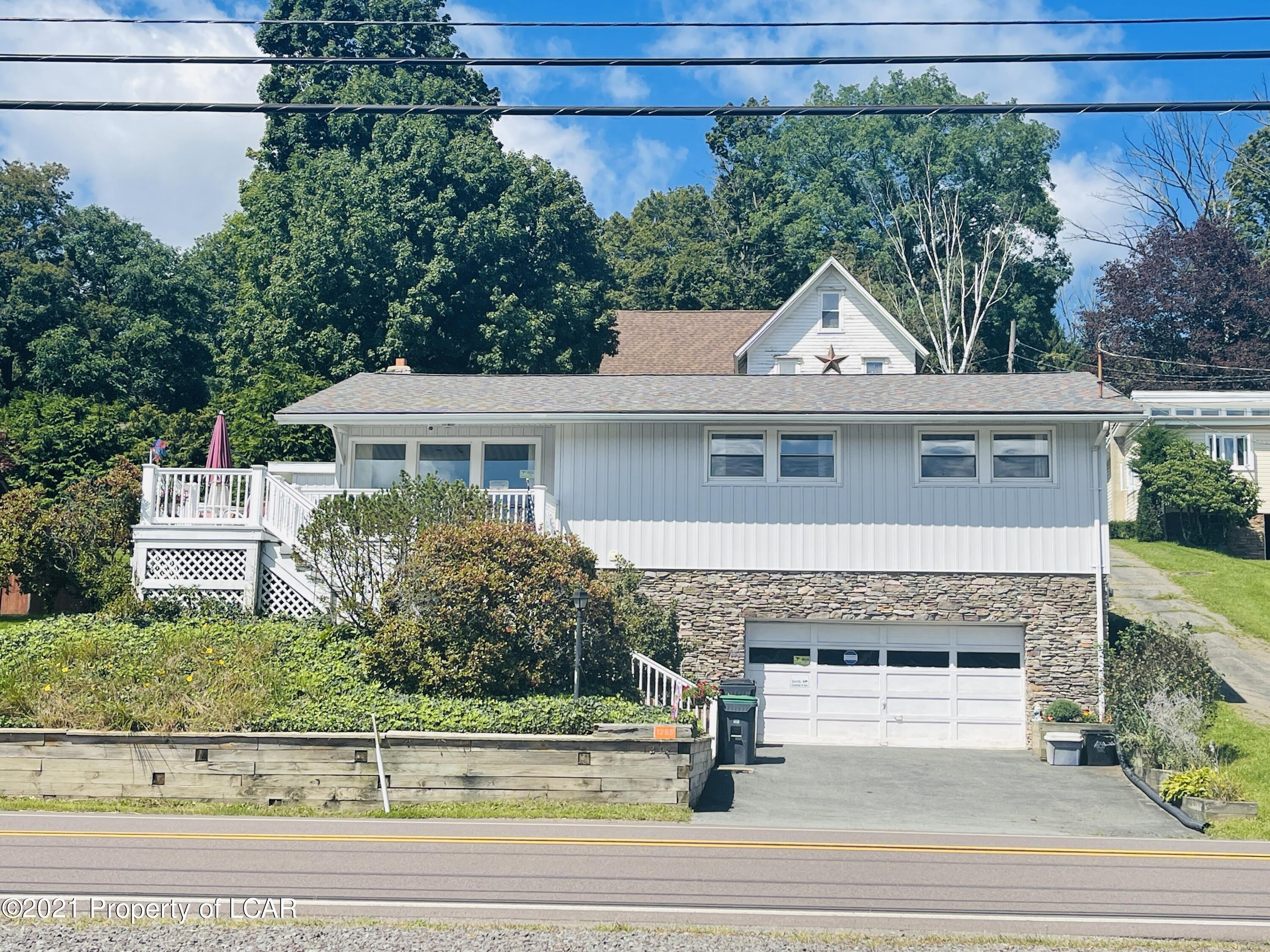 1255 Lakeside Drive