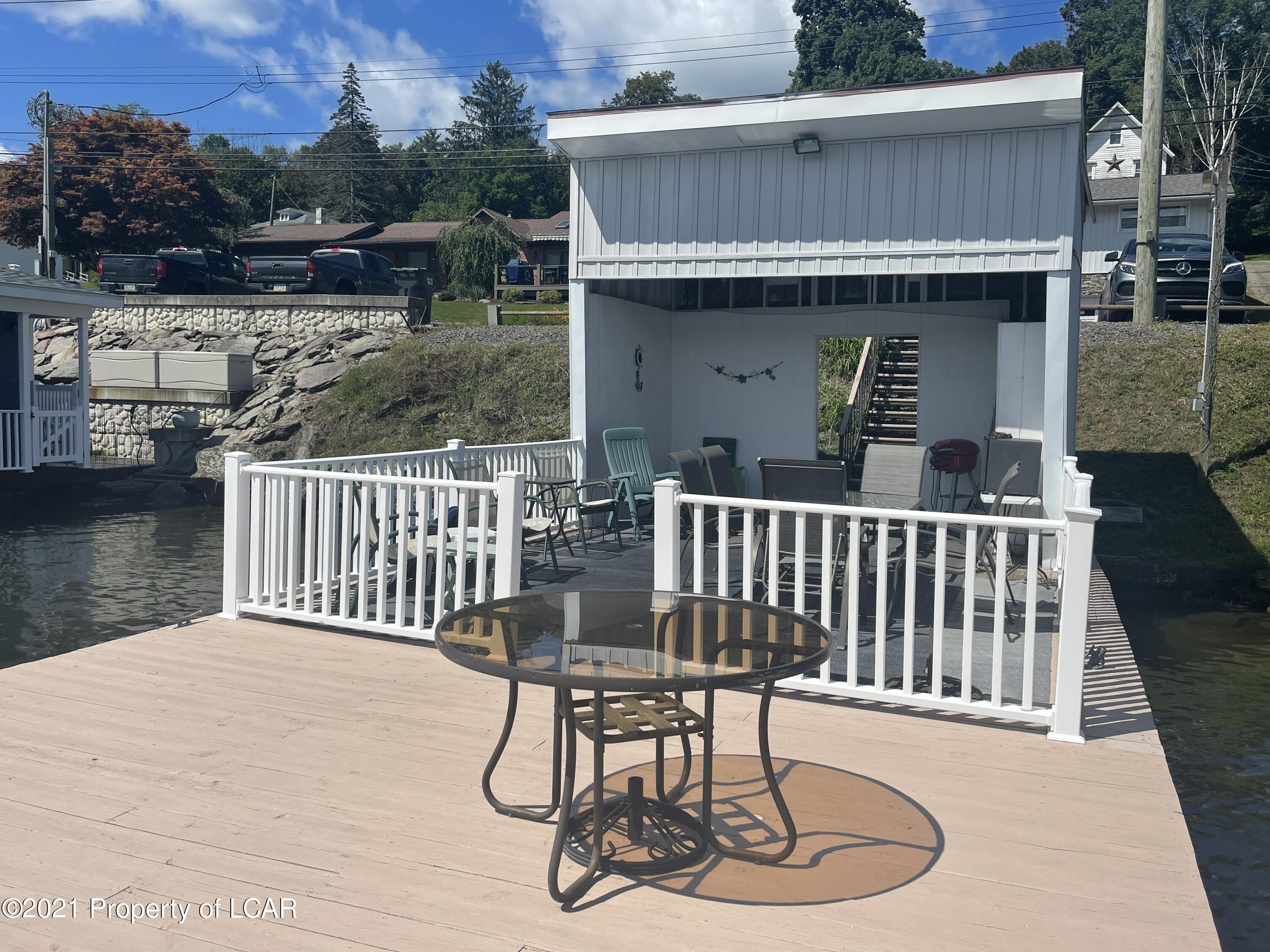1255 Lakeside Drive