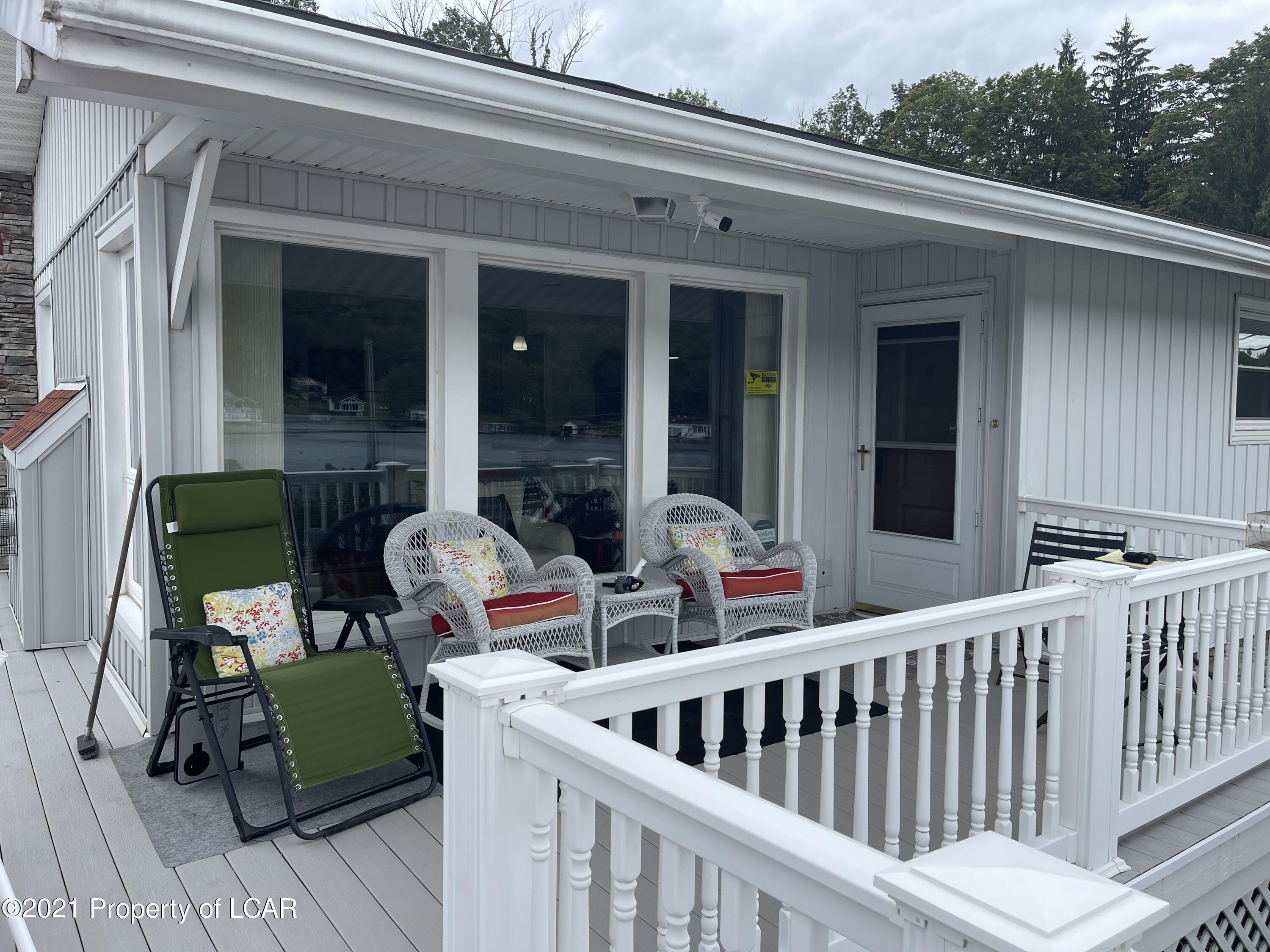 1255 Lakeside Drive