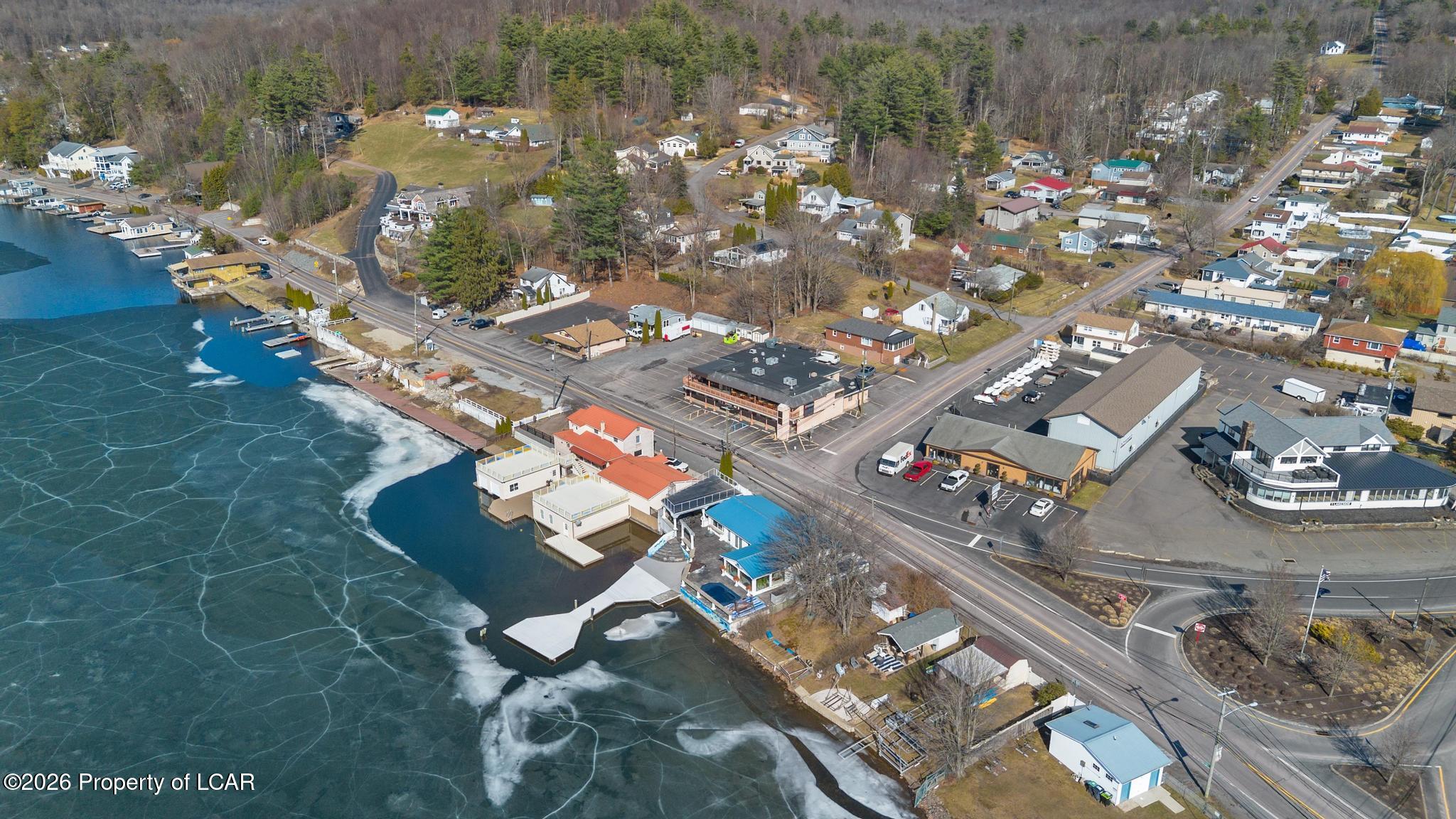 31 Lakeside Drive