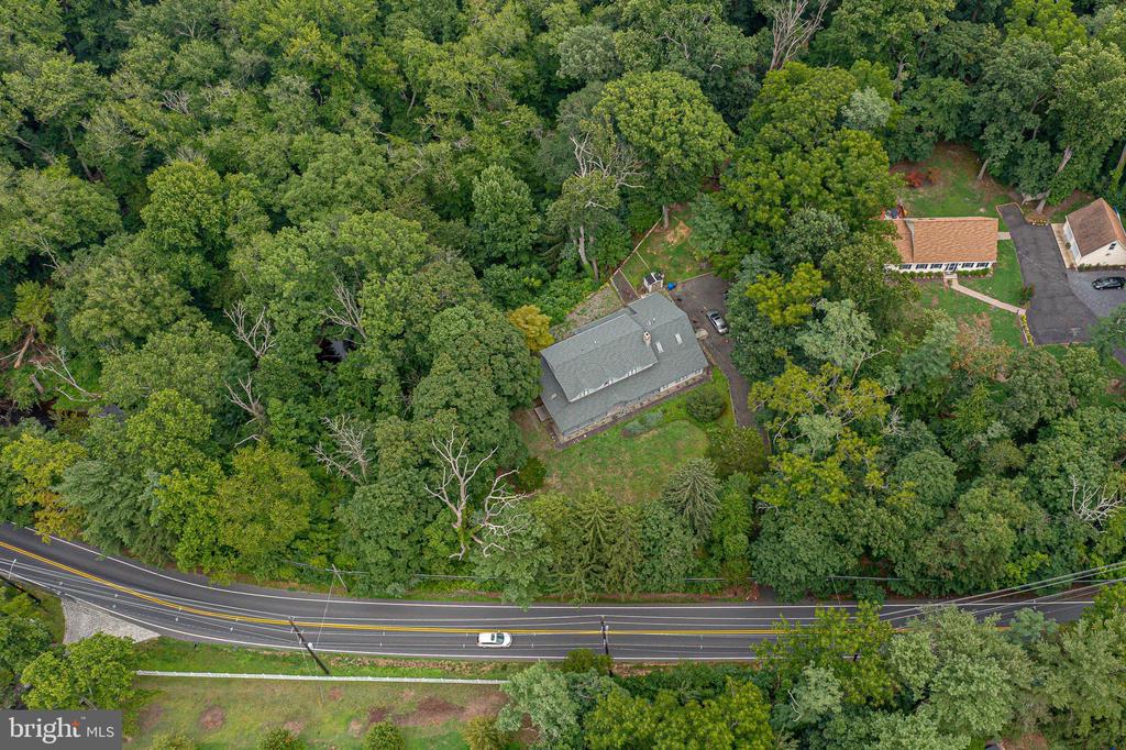 572 Eayrestown Rd