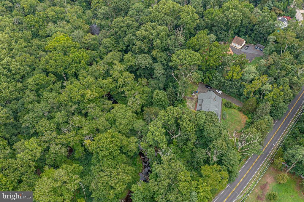572 Eayrestown Rd