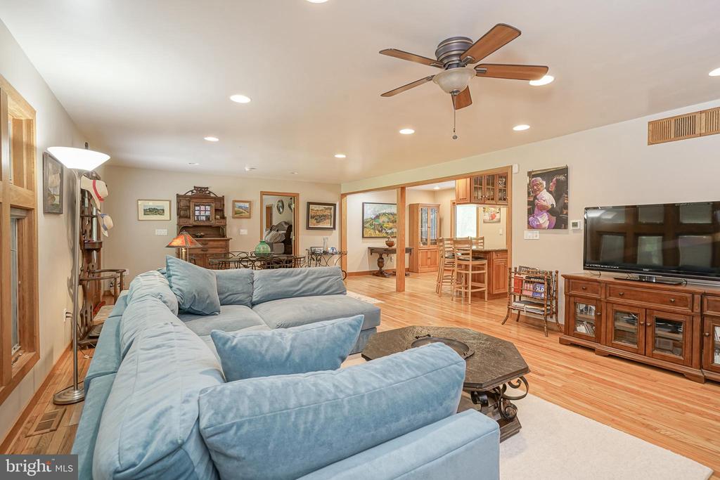 572 Eayrestown Rd