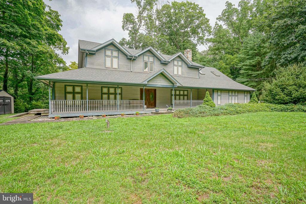 572 Eayrestown Rd
