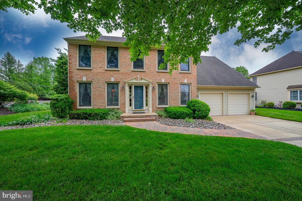 45 Periwinkle Dr