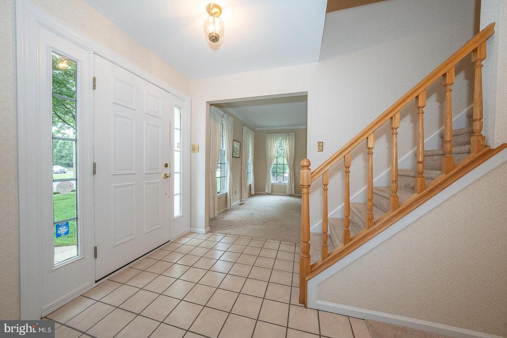 45 Periwinkle Dr