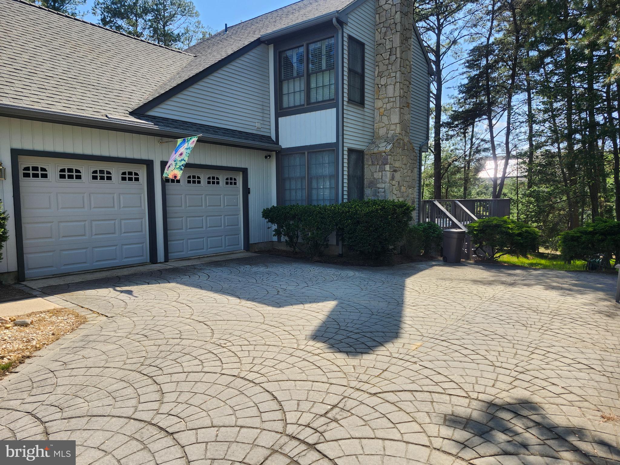 4 Andover Ct
