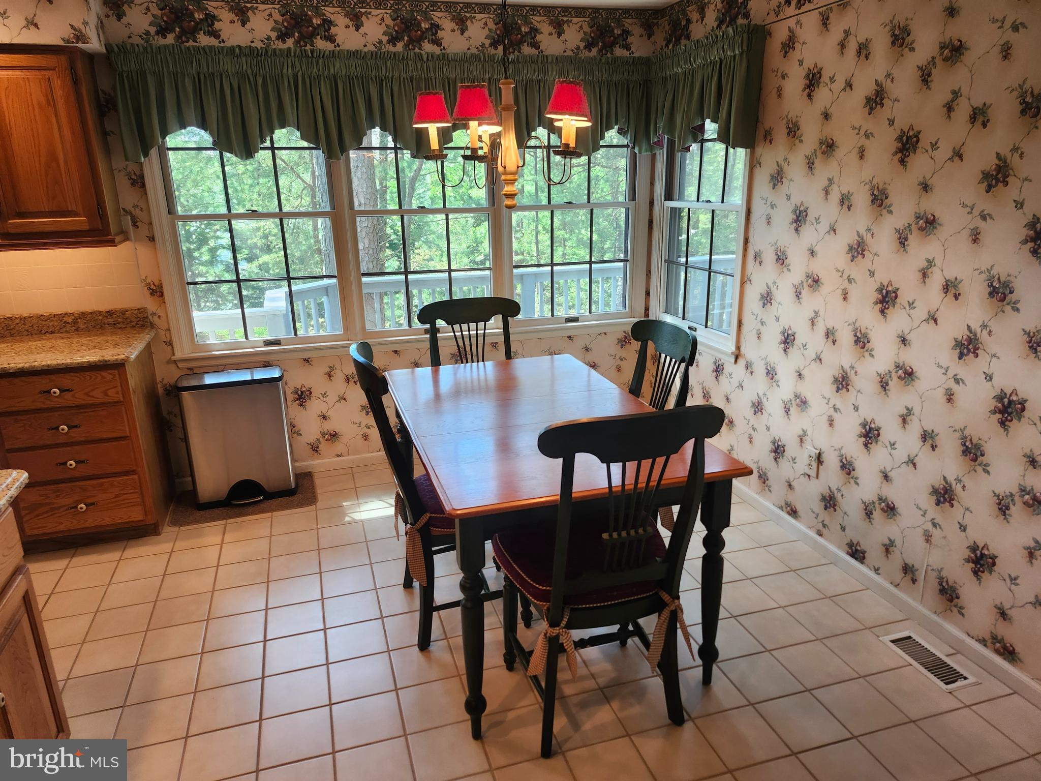 4 Andover Ct