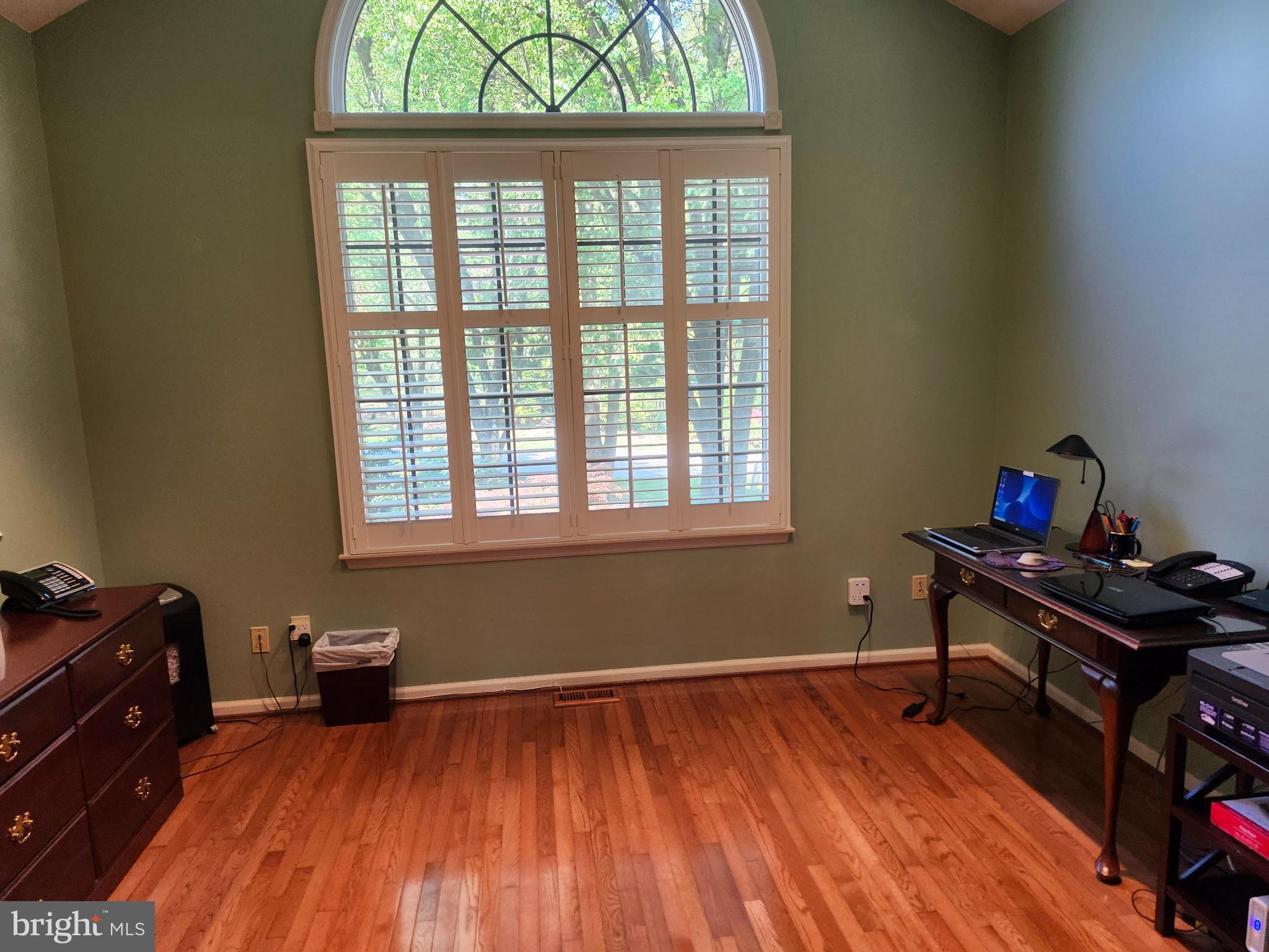 4 Andover Ct