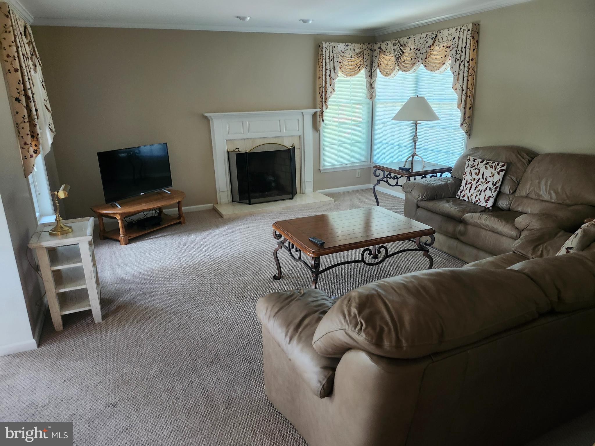 4 Andover Ct