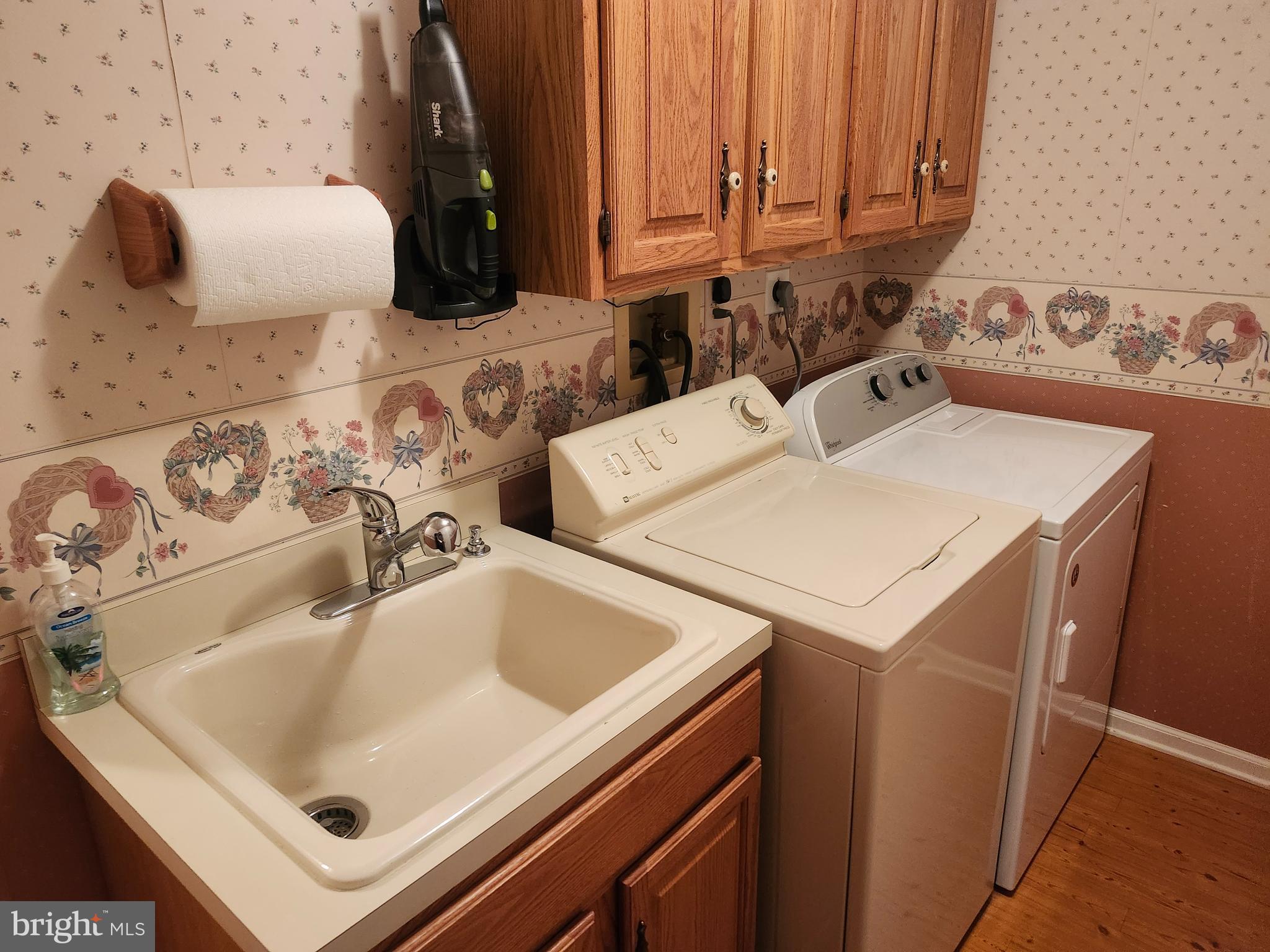 4 Andover Ct