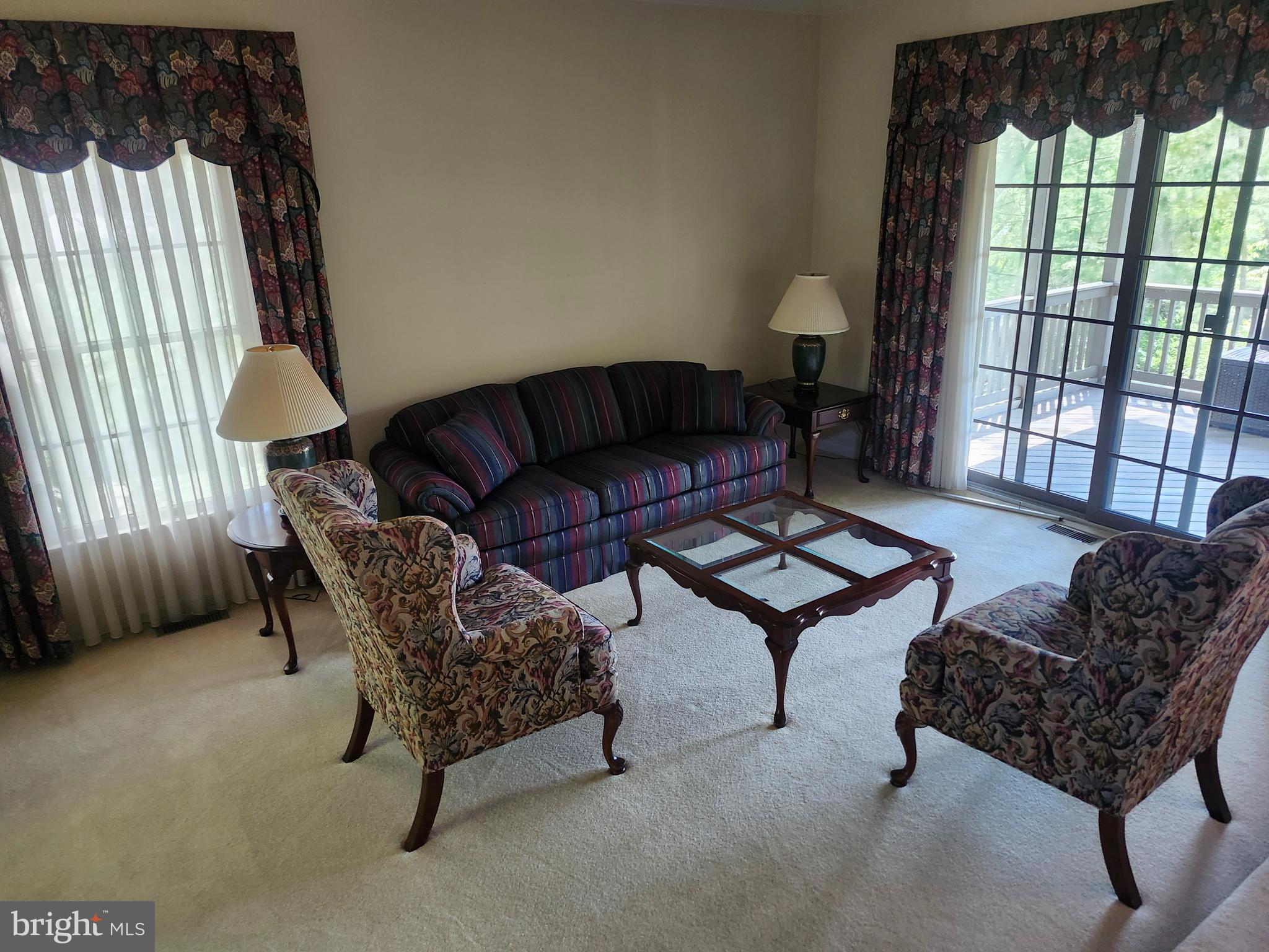 4 Andover Ct