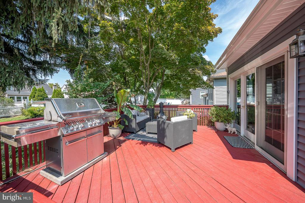 108 Emerald Ave