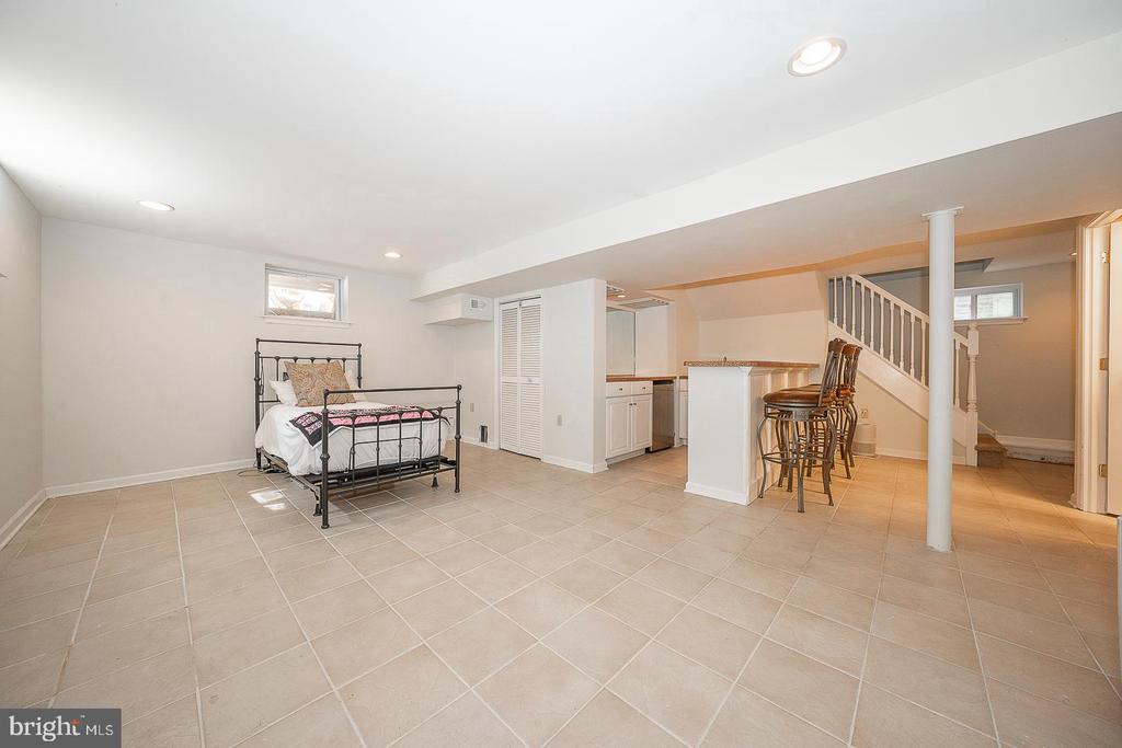 108 Emerald Ave