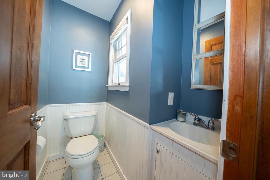 108 Emerald Ave