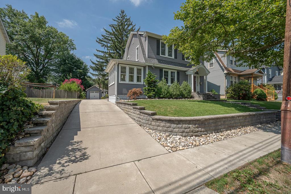 108 Emerald Ave