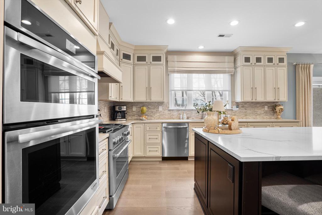 1553 CARTPATH COURT