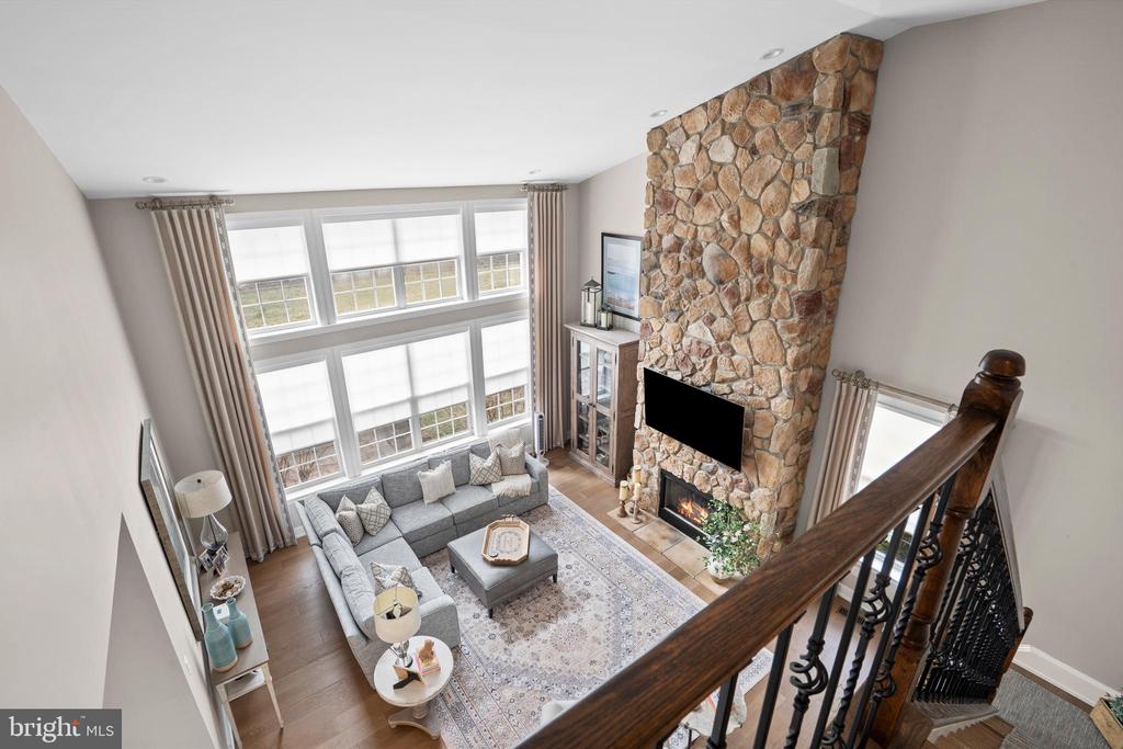 1553 CARTPATH COURT