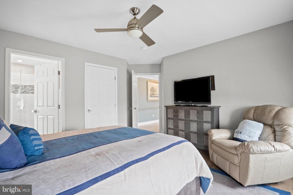 1553 CARTPATH COURT