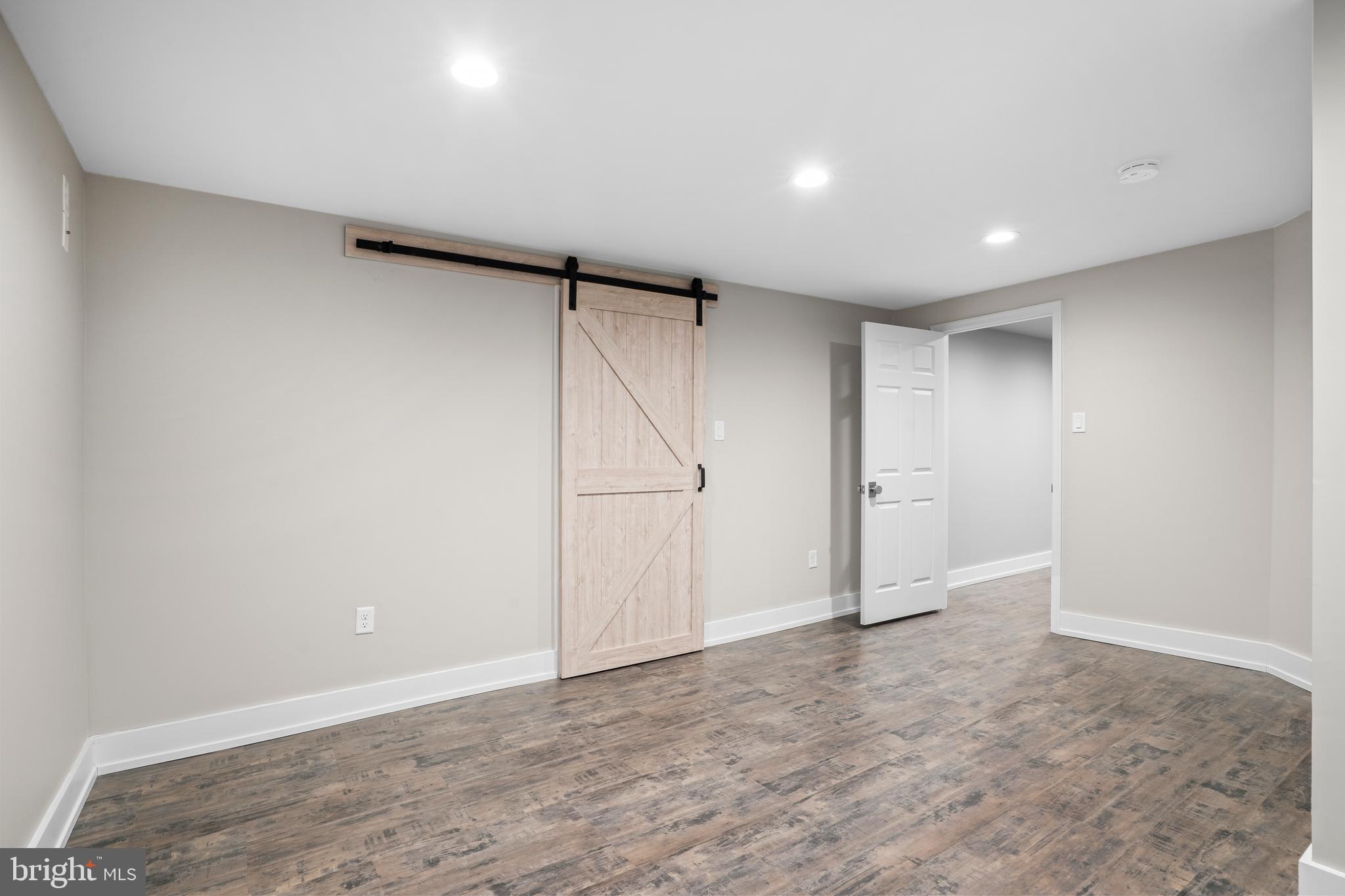1553 CARTPATH COURT