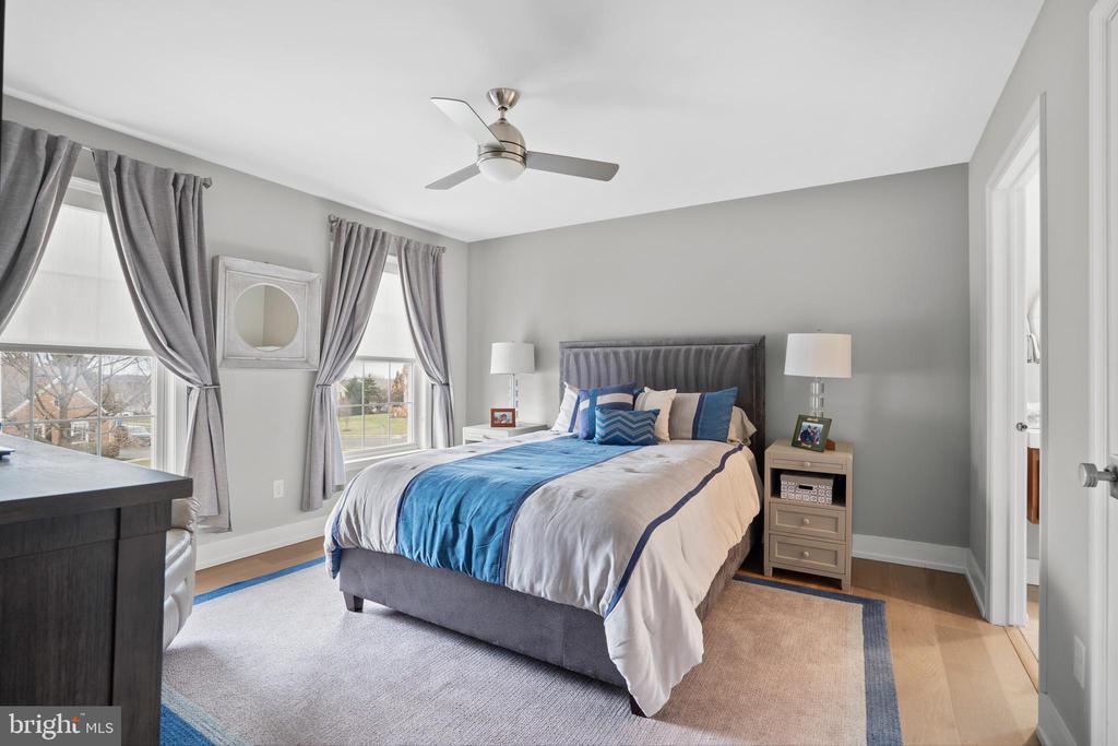 1553 CARTPATH COURT