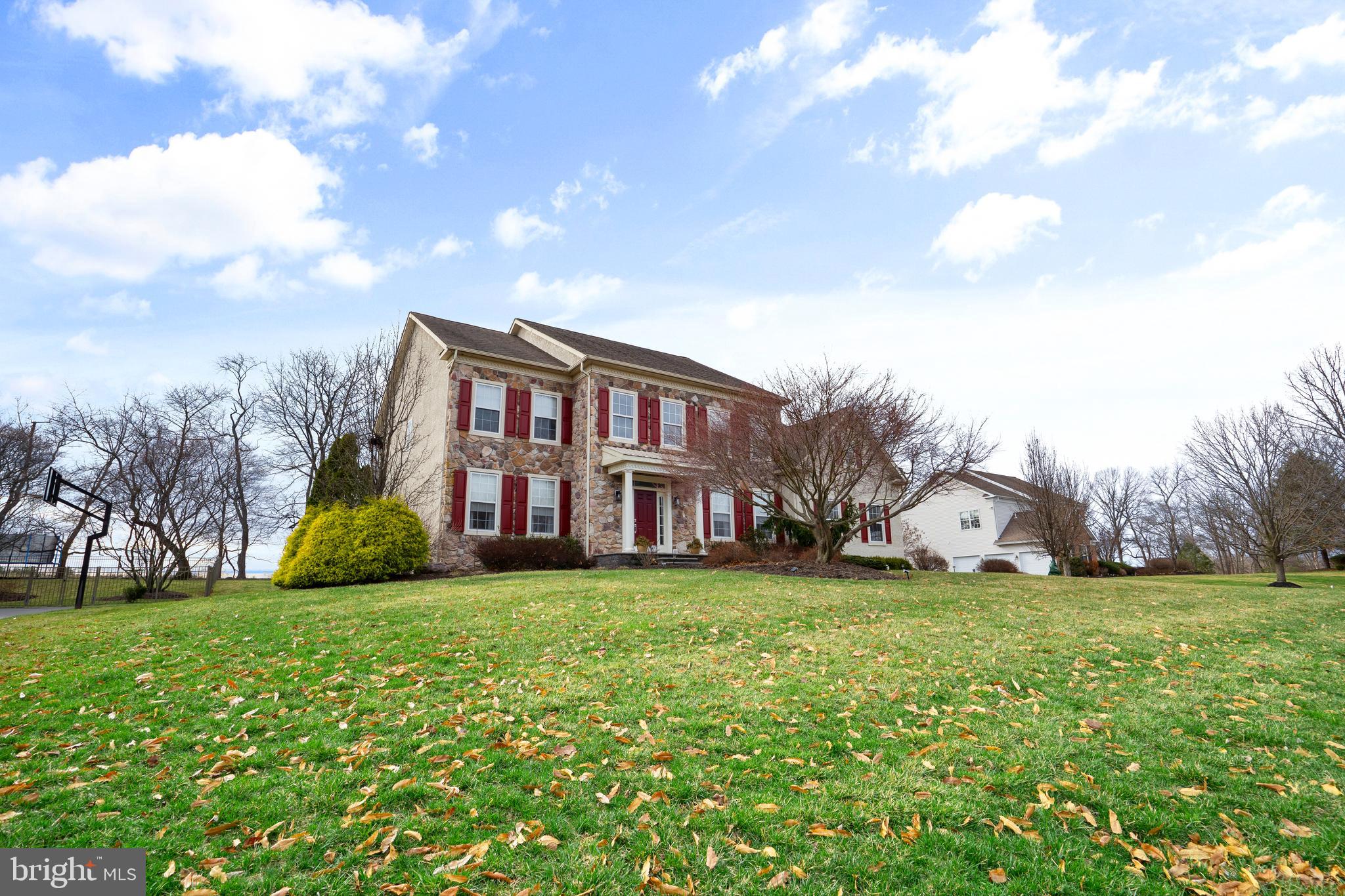 1553 CARTPATH COURT