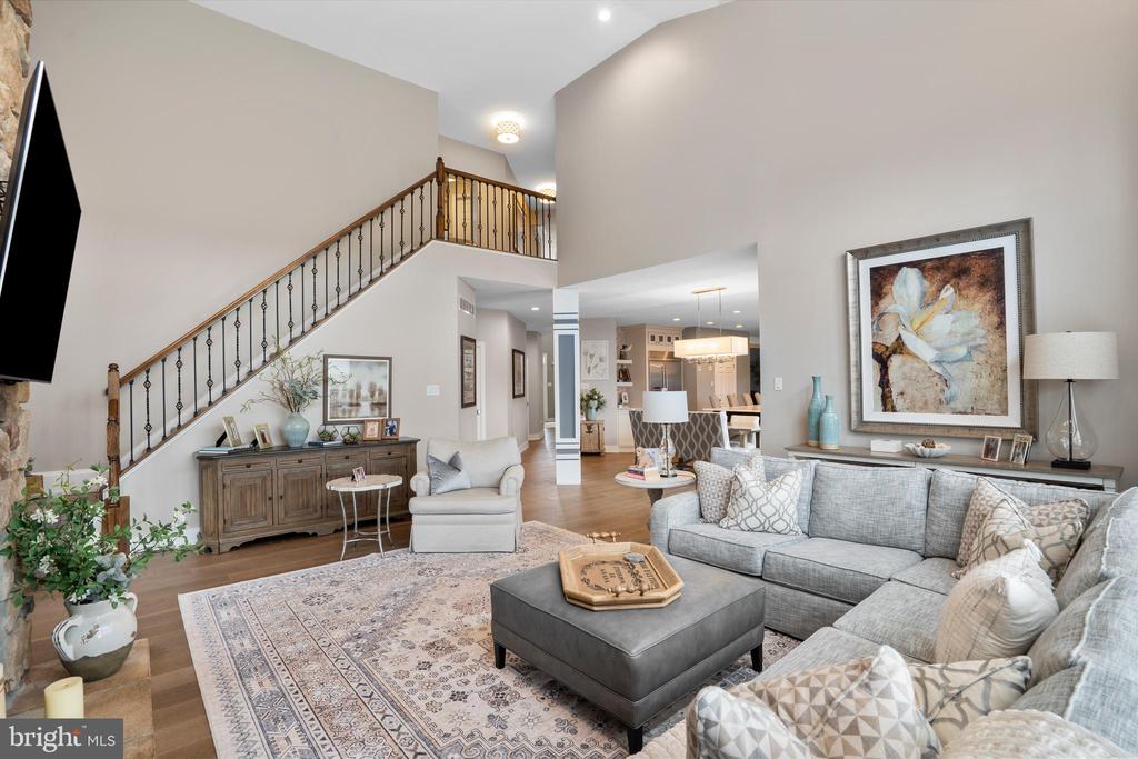 1553 CARTPATH COURT
