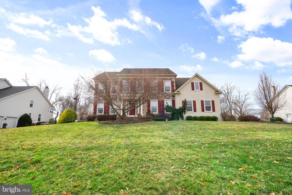 1553 CARTPATH COURT