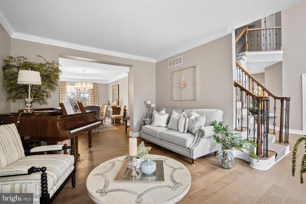 1553 CARTPATH COURT