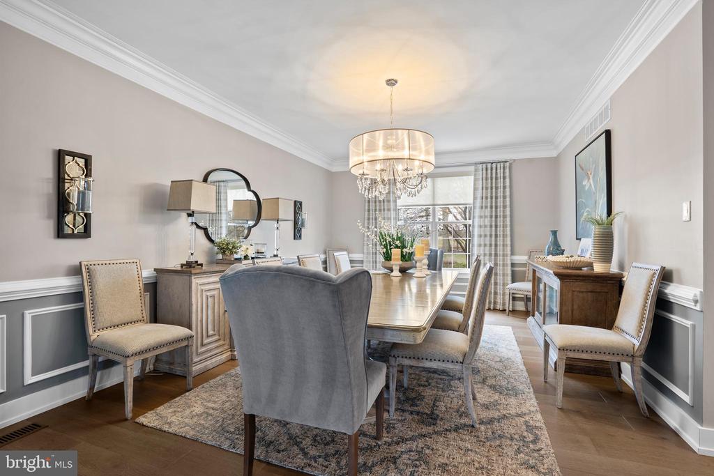 1553 CARTPATH COURT