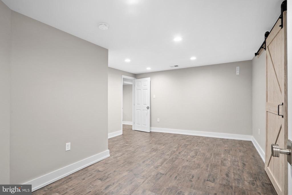 1553 CARTPATH COURT