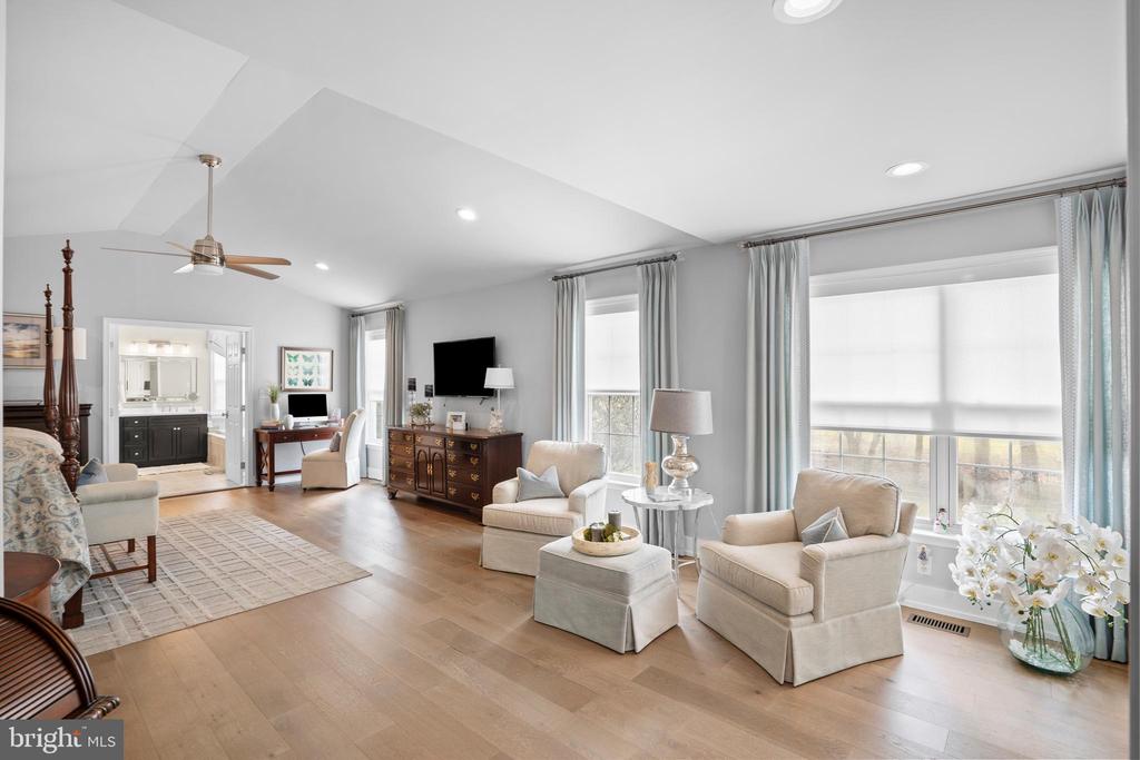 1553 CARTPATH COURT