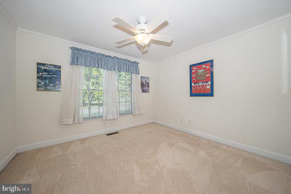 402 CHRISLENA LANE