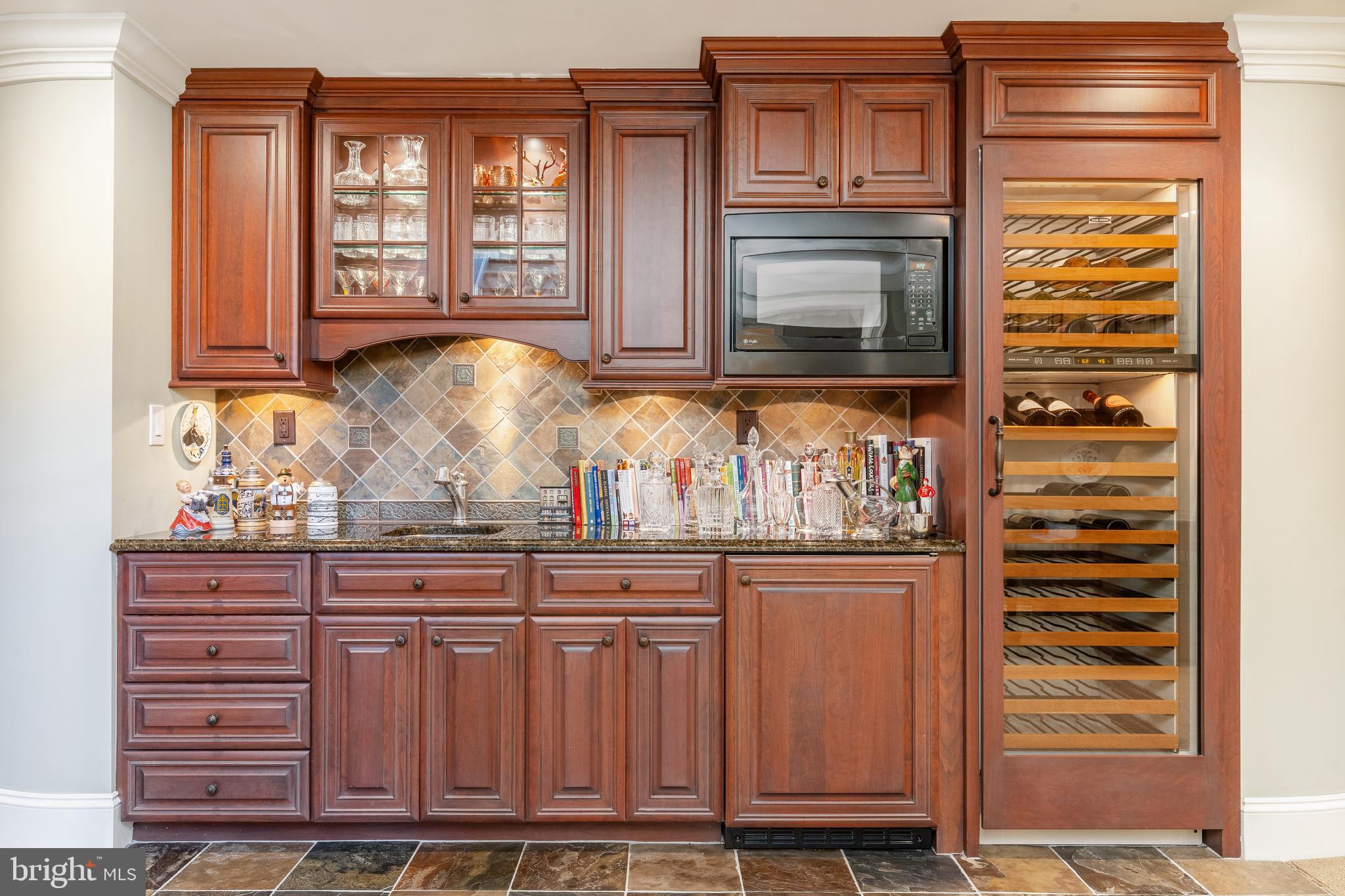 403 Boxwood ROAD