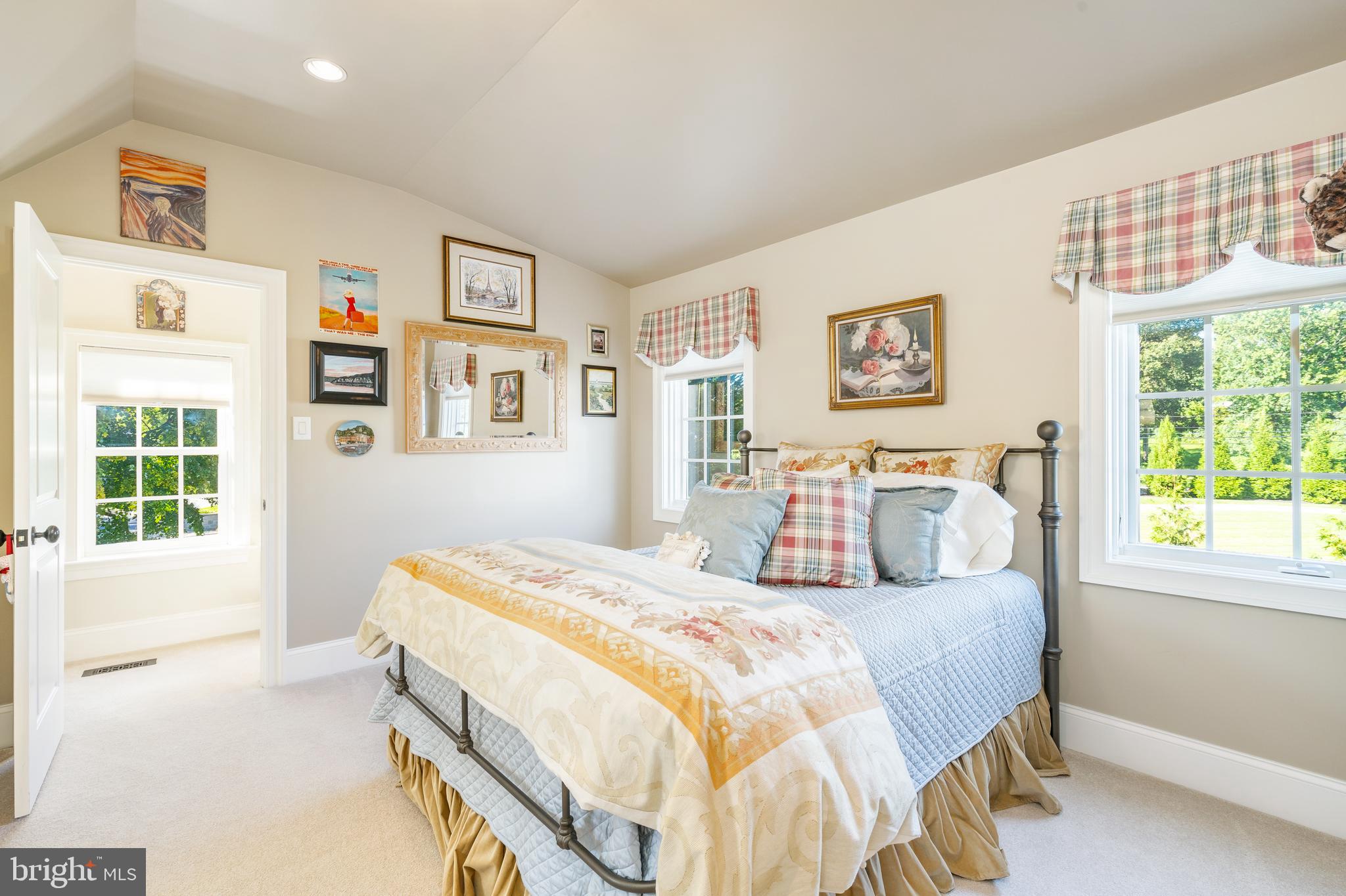 403 Boxwood ROAD