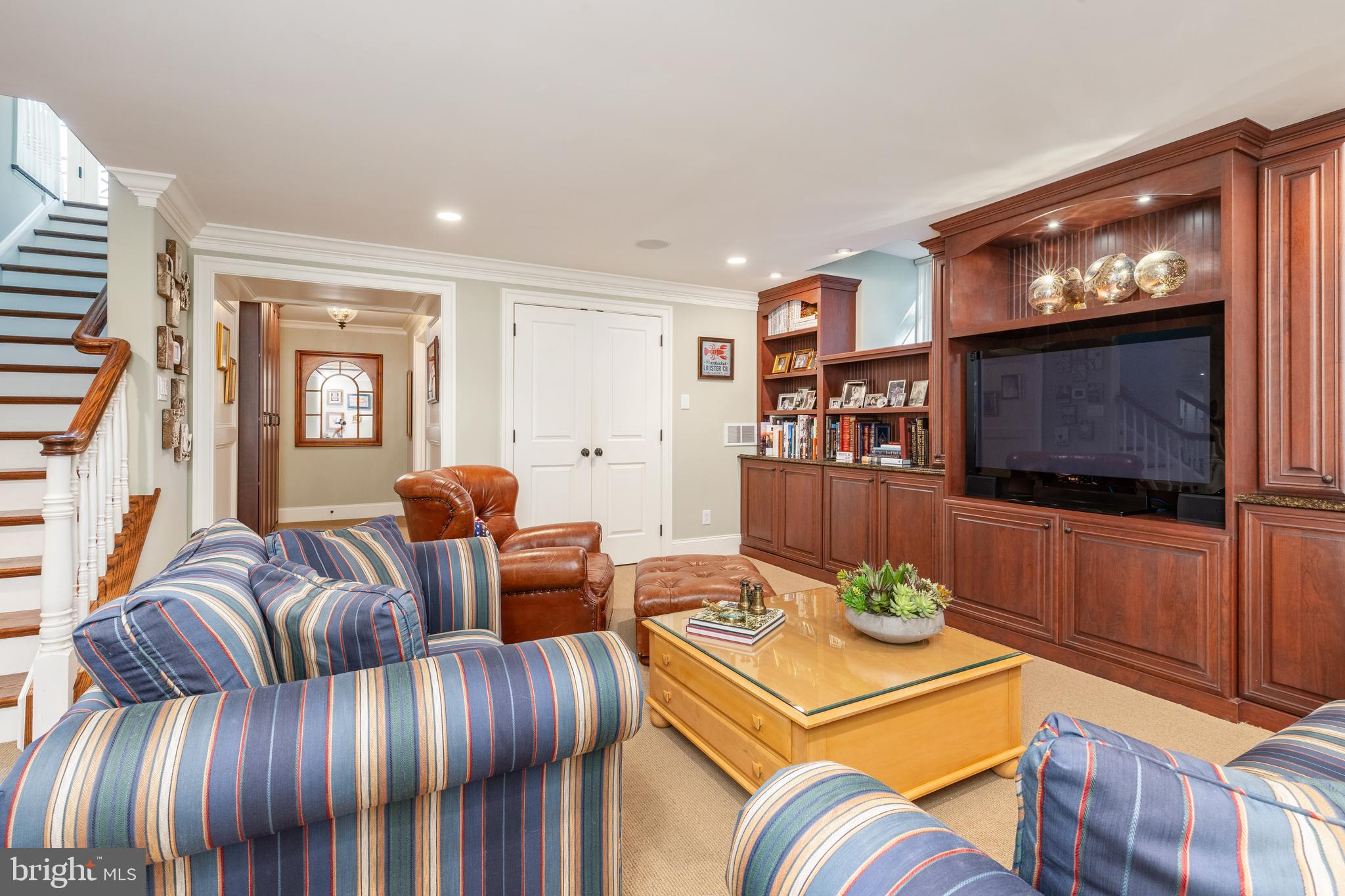 403 Boxwood ROAD