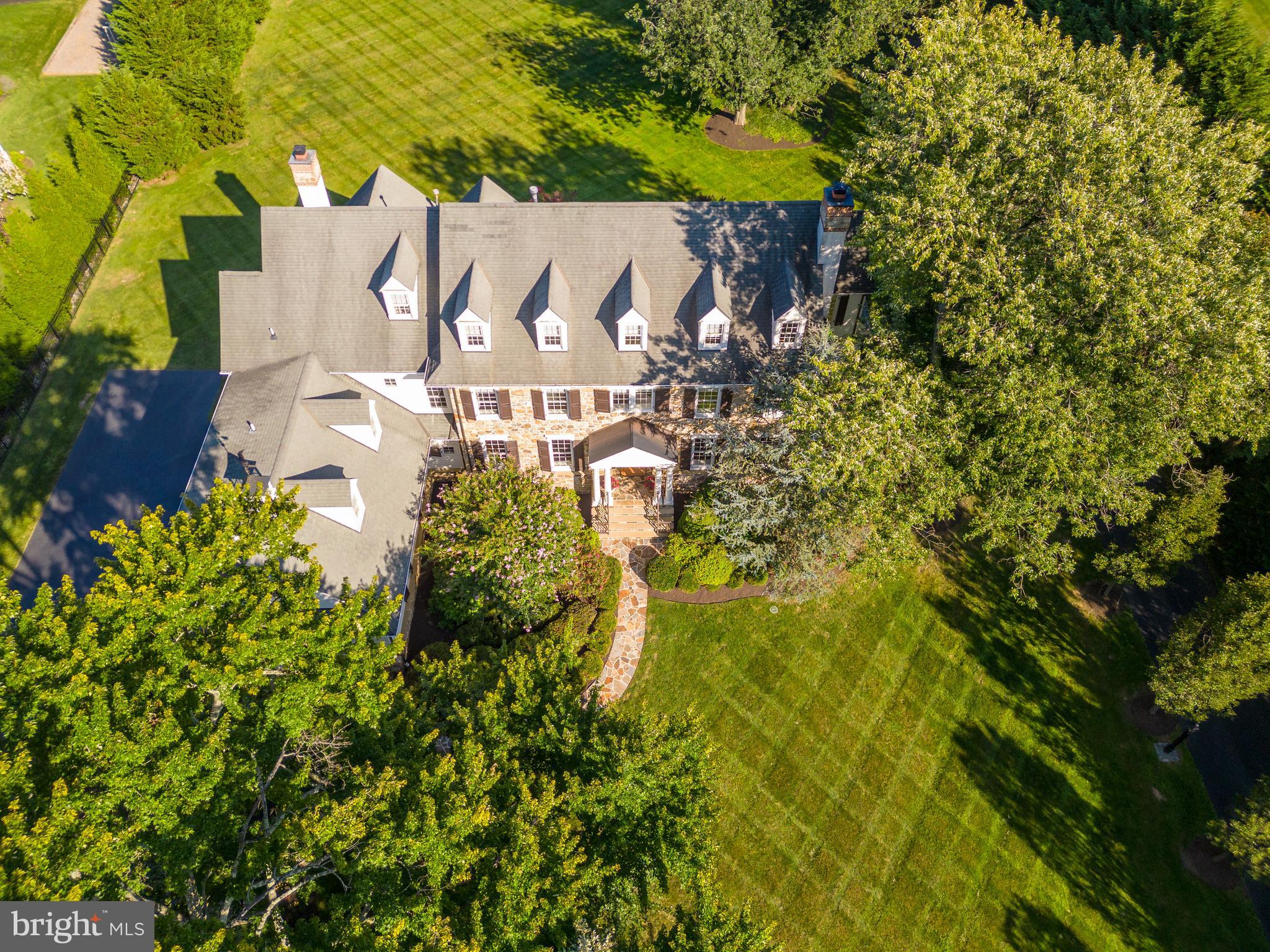 403 Boxwood ROAD