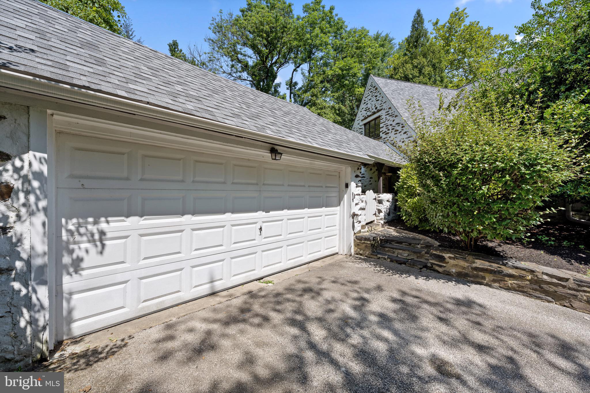 901 Twyckenham Rd