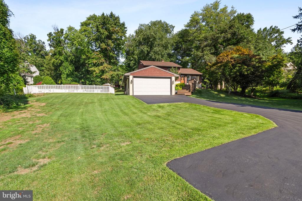 307 Lenni Rd