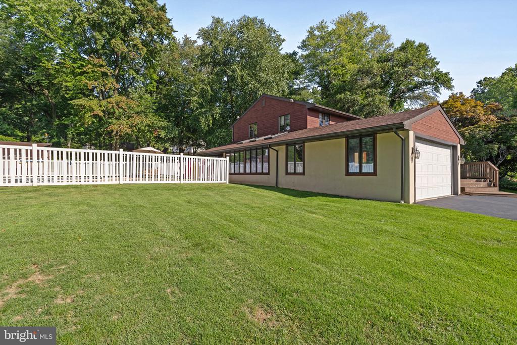 307 Lenni Rd